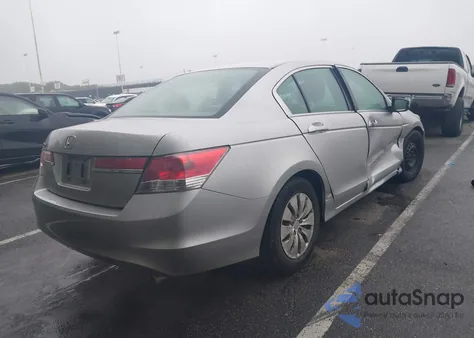 2011 Honda Accord 2.4 Lx z USA, uszkodzony, nr VIN 1HGCP2F37BA017916